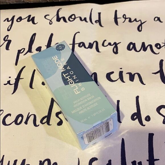 Flight Mode High Altitude Hydration Mask NIB - Picture 2 of 3